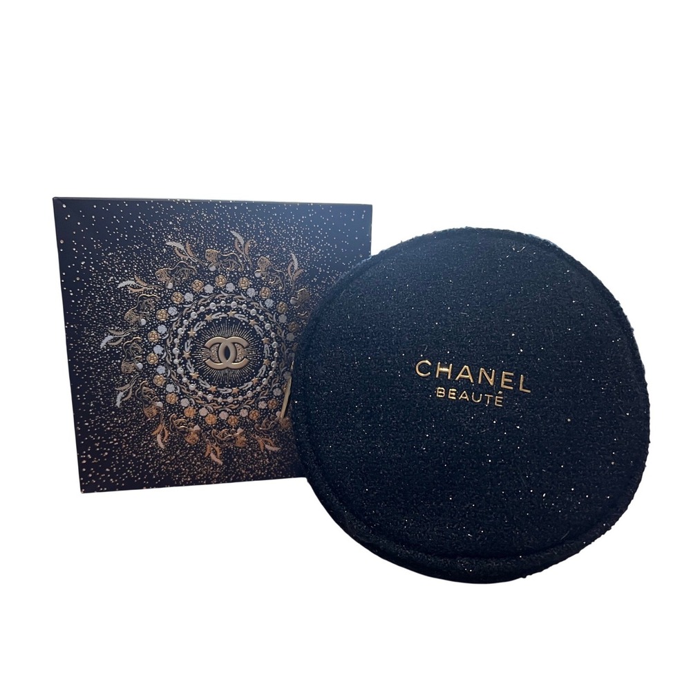 Blue Chanel Round Tweed 2025 Sparkling Holiday Beauty Bag New‎ in Box